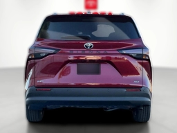 Toyota Sienna XLE FWD 8-Passenger (Natl) 2026