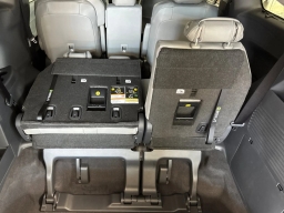 Toyota Sienna XLE FWD 8-Passenger (Natl) 2026