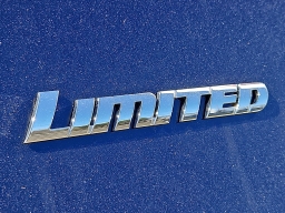 Toyota Tundra 4WD Limited CrewMax 5.5' Bed (Natl) 2026