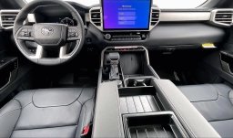 Toyota Tundra 4WD Limited CrewMax 5.5' Bed (Natl) 2026