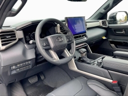 Toyota Tundra 4WD Limited CrewMax 5.5' Bed (Natl) 2026