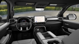 Toyota Tundra 4WD Limited CrewMax 5.5' Bed (Natl) 2026