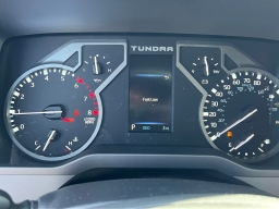 Toyota Tundra 4WD SR5 CrewMax 5.5' Bed (Natl) 2026