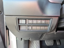 Toyota Tundra 4WD SR5 CrewMax 5.5' Bed (Natl) 2026