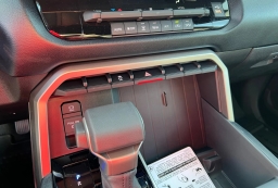 Toyota Tundra 4WD SR5 CrewMax 5.5' Bed (Natl) 2026