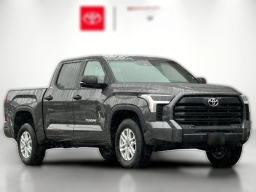 Toyota Tundra 4WD SR5 CrewMax 5.5' Bed (Natl) 2025