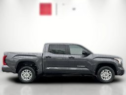 Toyota Tundra 4WD SR5 CrewMax 5.5' Bed (Natl) 2025