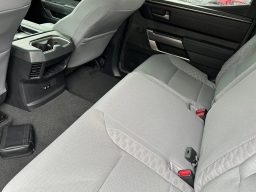 Toyota Tundra 4WD SR5 CrewMax 5.5' Bed (Natl) 2025