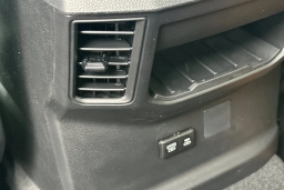 Toyota Tundra 4WD SR5 CrewMax 5.5' Bed (Natl) 2025