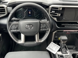 Toyota Tundra 4WD SR5 CrewMax 5.5' Bed (Natl) 2025