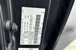 Toyota Tundra 4WD SR5 CrewMax 5.5' Bed (Natl) 2025