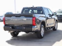 Toyota Tundra 4WD SR5 CrewMax 5.5' Bed (Natl) 2026