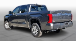 Toyota Tundra 4WD SR5 CrewMax 5.5' Bed (Natl) 2026