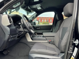 Toyota Tundra 4WD SR5 CrewMax 5.5' Bed (Natl) 2026