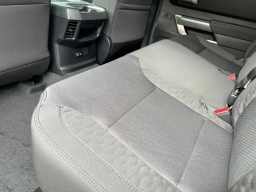 Toyota Tundra 4WD SR5 CrewMax 5.5' Bed (Natl) 2026