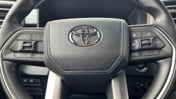 Toyota Tundra 4WD SR5 CrewMax 5.5' Bed (Natl) 2026