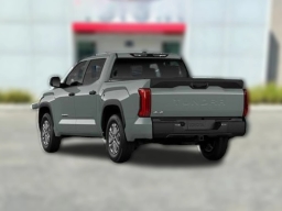 Toyota Tundra 4WD SR5 CrewMax 5.5' Bed (Natl) 2026