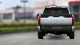 Toyota Tundra 4WD SR5 CrewMax 5.5' Bed (Natl) 2026