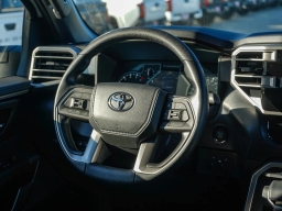 Toyota Tundra 4WD SR5 CrewMax 5.5' Bed (Natl) 2026