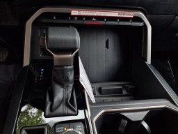 Toyota Tundra 4WD SR5 CrewMax 5.5' Bed (Natl) 2026