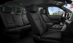 Toyota Tundra 4WD SR5 CrewMax 5.5' Bed (Natl) 2026