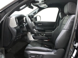 Toyota Tundra 4WD SR5 CrewMax 5.5' Bed (Natl) 2026