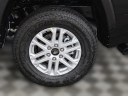 Toyota Tundra 4WD SR5 CrewMax 5.5' Bed (Natl) 2026