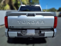 Toyota Tundra 4WD SR5 CrewMax 5.5' Bed (Natl) 2026