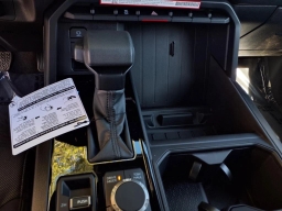 Toyota Tundra 4WD SR5 CrewMax 5.5' Bed (Natl) 2026