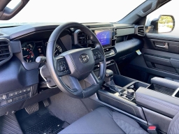 Toyota Tundra 4WD SR5 CrewMax 5.5' Bed (Natl) 2026