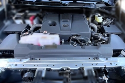 Toyota Tundra 4WD SR5 CrewMax 5.5' Bed (Natl) 2026