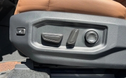 Toyota Tundra 4WD 1794 Edition CrewMax 5.5' Bed (Natl) 2025