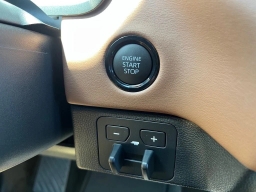 Toyota Tundra 4WD 1794 Edition CrewMax 5.5' Bed (Natl) 2025