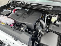 Toyota Tundra 4WD 1794 Edition CrewMax 5.5' Bed (Natl) 2026