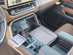 Toyota Tundra 4WD 1794 Edition Hybrid CrewMax 5.5' Bed (Natl) 2026