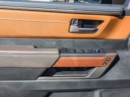 Toyota Tundra 4WD 1794 Edition Hybrid CrewMax 5.5' Bed (Natl) 2026