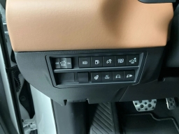 Toyota Tundra 4WD 1794 Edition Hybrid CrewMax 5.5' Bed (Natl) 2026