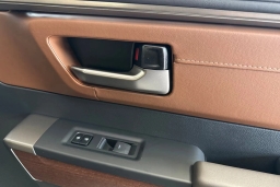 Toyota Tundra 4WD 1794 Edition Hybrid CrewMax 5.5' Bed (Natl) 2026