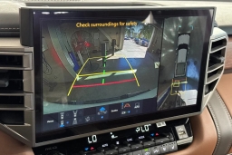 Toyota Tundra 4WD 1794 Edition Hybrid CrewMax 5.5' Bed (Natl) 2026