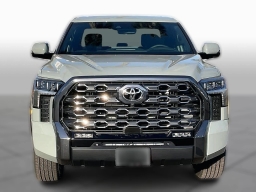 Toyota Tundra 4WD Platinum CrewMax 5.5' Bed (Natl) 2026