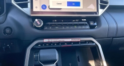 Toyota Tundra 4WD Platinum CrewMax 5.5' Bed (Natl) 2026