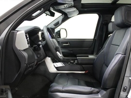 Toyota Tundra 4WD Platinum CrewMax 5.5' Bed (Natl) 2026