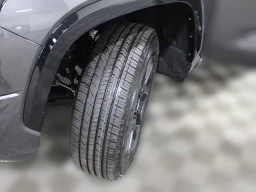 Toyota Tundra 4WD Platinum CrewMax 5.5' Bed (Natl) 2026