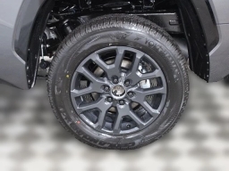 Toyota Tundra 4WD Platinum CrewMax 5.5' Bed (Natl) 2026