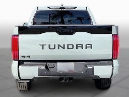 Toyota Tundra 4WD Platinum CrewMax 5.5' Bed (Natl) 2026