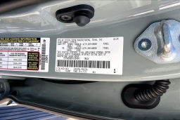 Toyota Tundra 4WD Platinum CrewMax 5.5' Bed (Natl) 2026