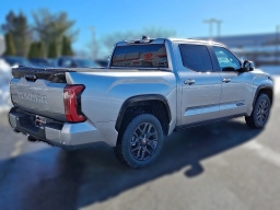 Toyota Tundra 4WD Platinum CrewMax 5.5' Bed (Natl) 2026