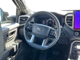 Toyota Tundra 4WD Platinum CrewMax 5.5' Bed (Natl) 2026