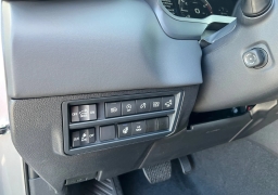 Toyota Tundra 4WD Platinum CrewMax 5.5' Bed (Natl) 2026