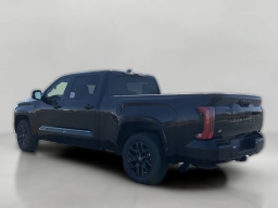 Toyota Tundra 4WD Platinum CrewMax 6.5' Bed (Natl) 2026